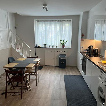 Stay In Maison De Metre In Etterbeek Брюссель Экстерьер фото
